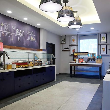 Hampton Inn & Suites Sherman Oaks Los Angeles Esterno foto