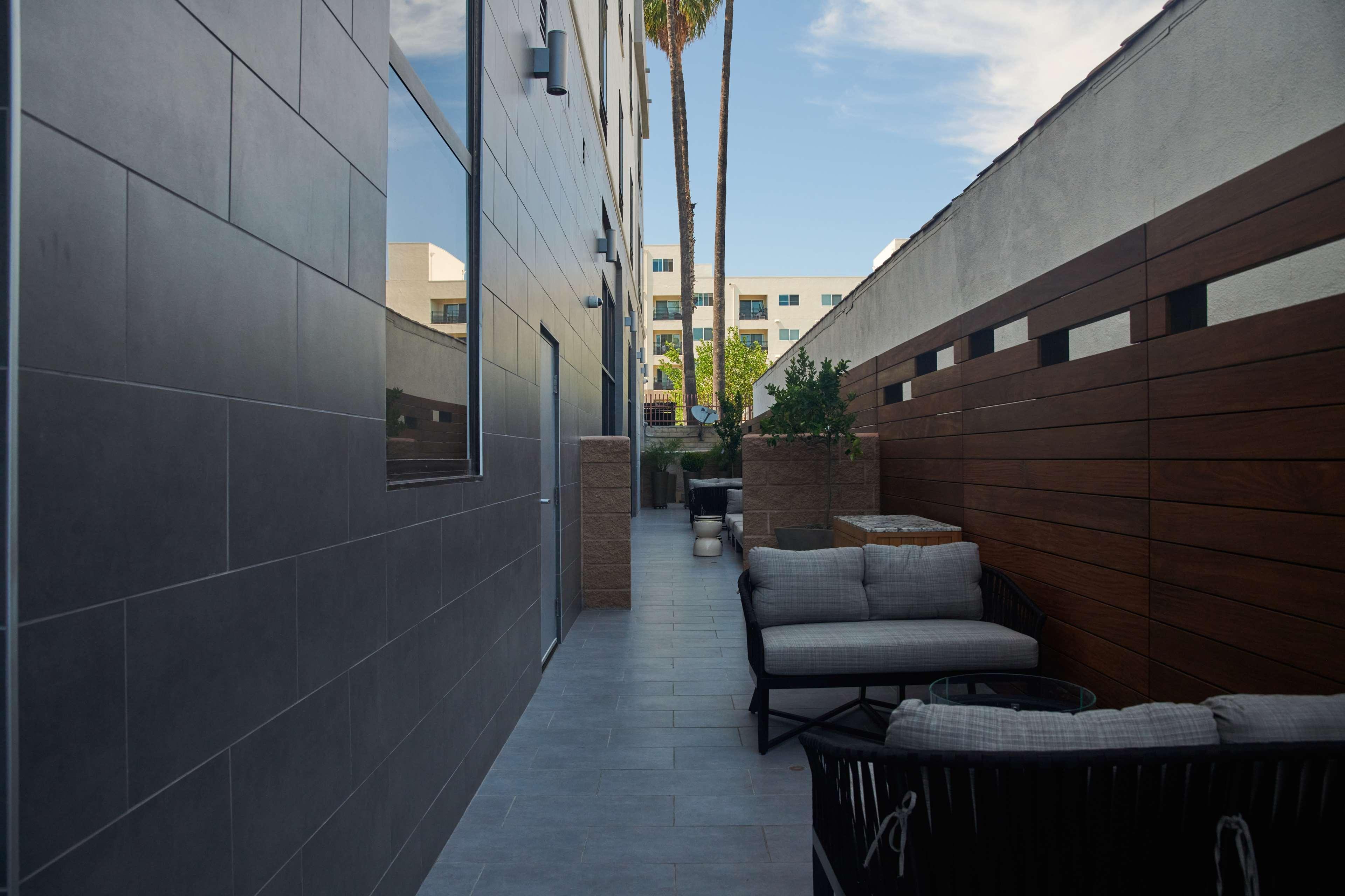 Hampton Inn & Suites Sherman Oaks Los Angeles Esterno foto