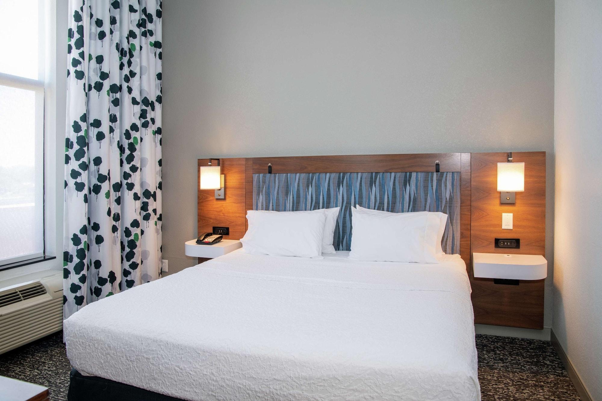 Hampton Inn & Suites Sherman Oaks Los Angeles Esterno foto