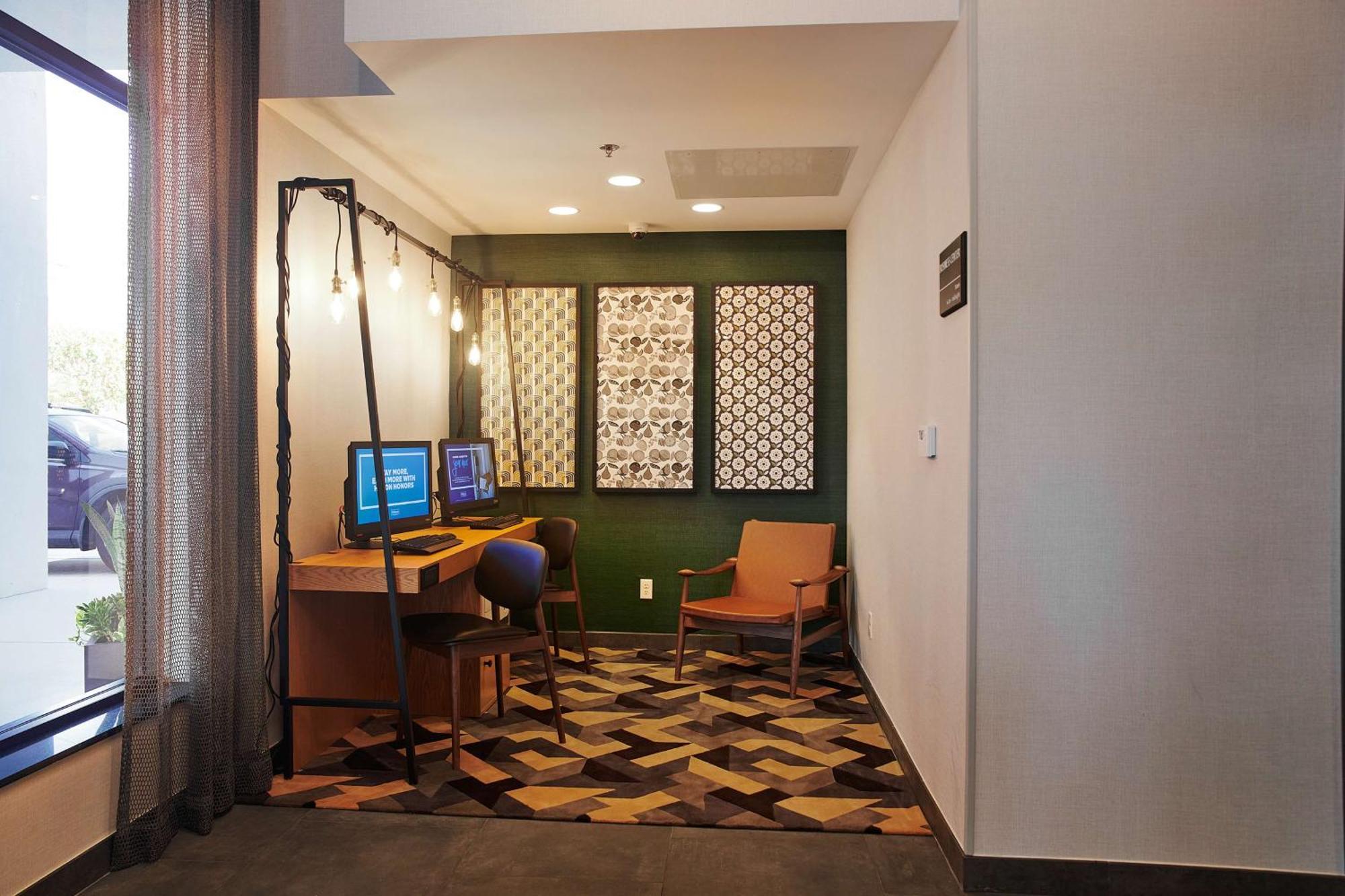 Hampton Inn & Suites Sherman Oaks Los Angeles Esterno foto