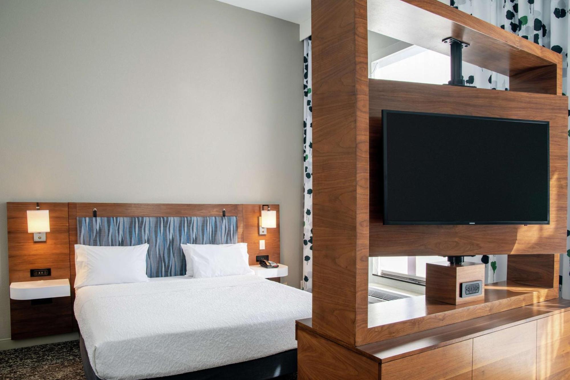 Hampton Inn & Suites Sherman Oaks Los Angeles Esterno foto