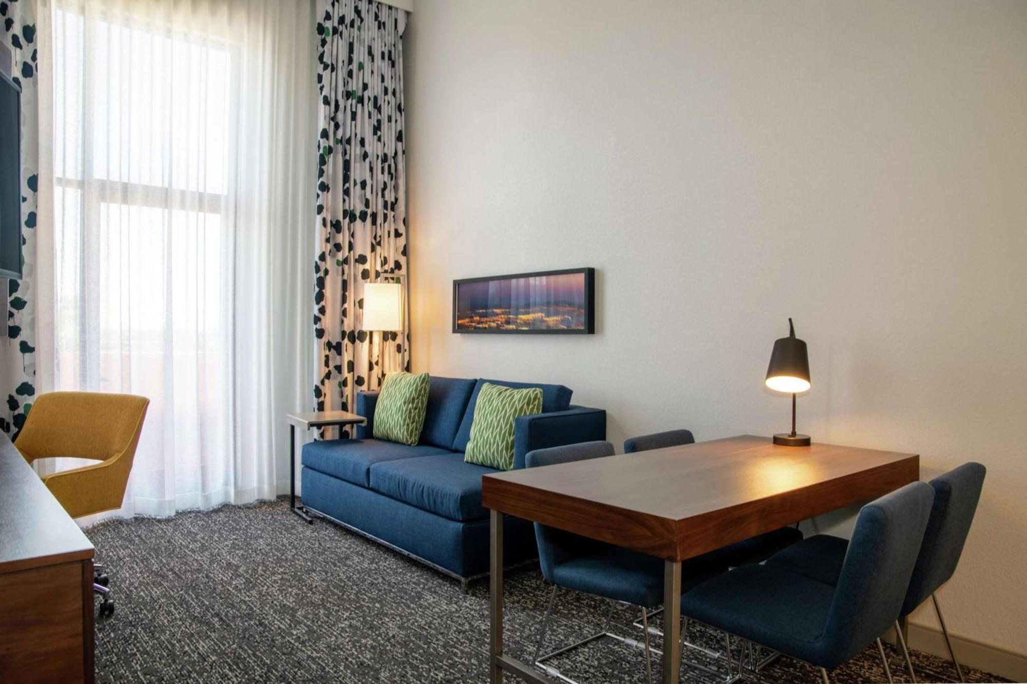 Hampton Inn & Suites Sherman Oaks Los Angeles Esterno foto