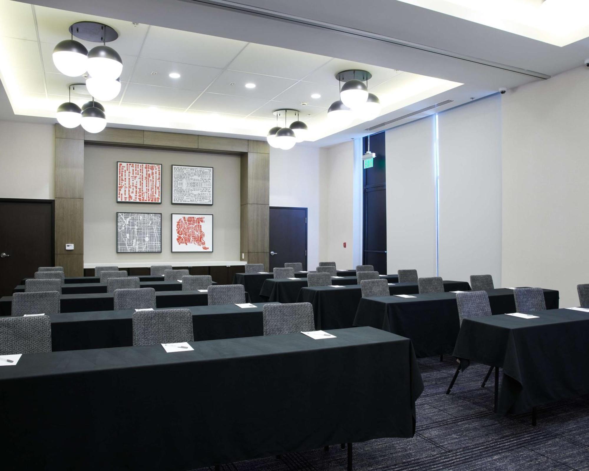 Hampton Inn & Suites Sherman Oaks Los Angeles Esterno foto