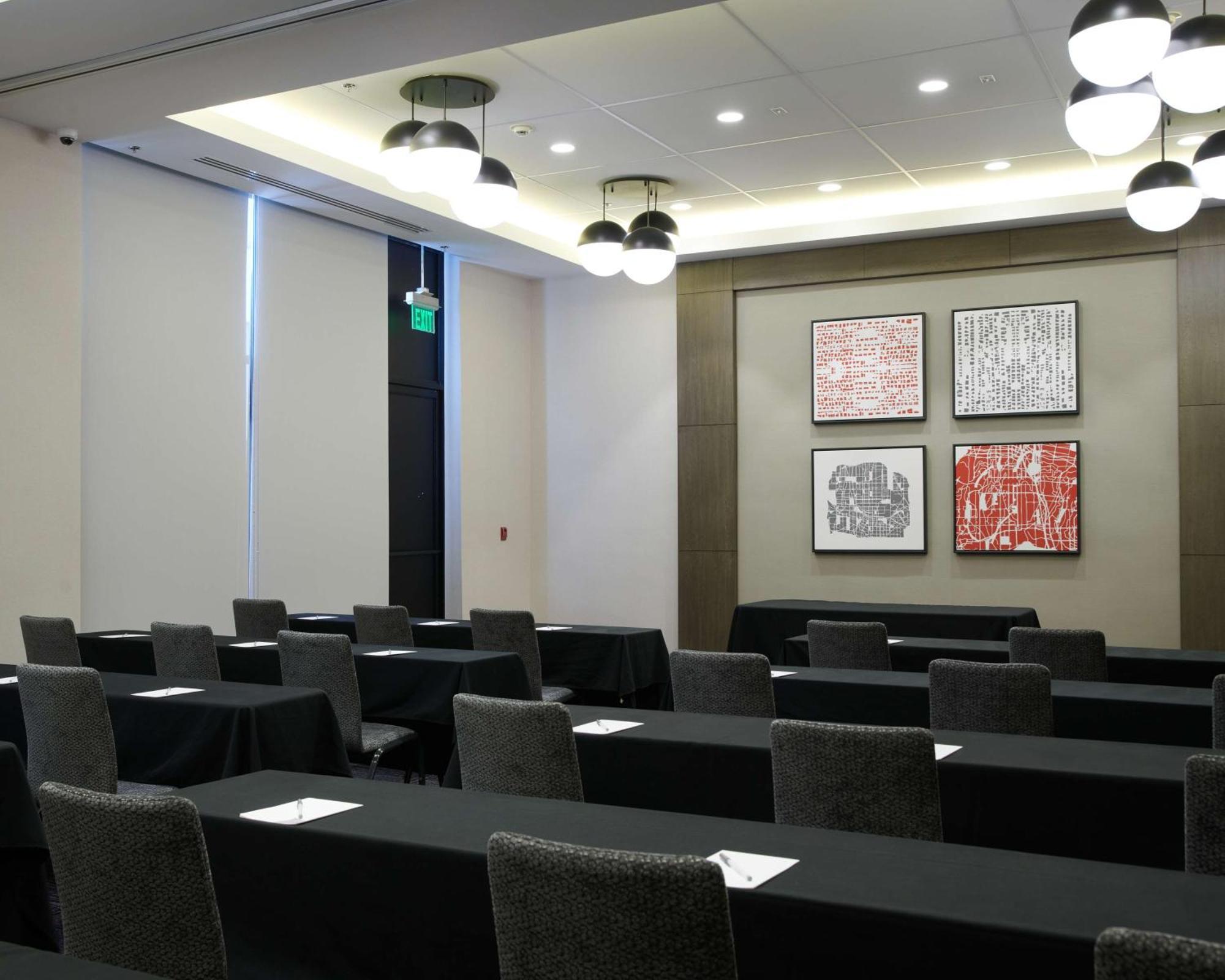 Hampton Inn & Suites Sherman Oaks Los Angeles Esterno foto