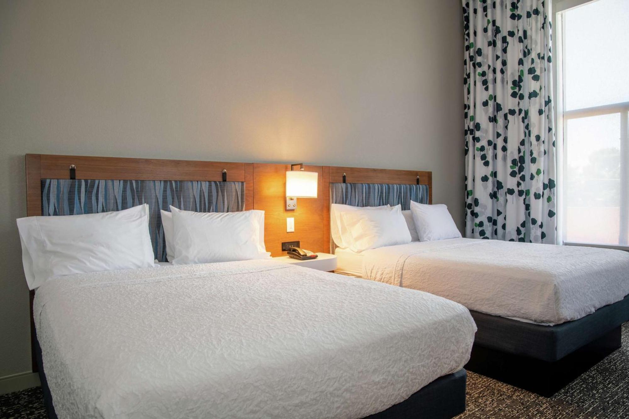 Hampton Inn & Suites Sherman Oaks Los Angeles Esterno foto