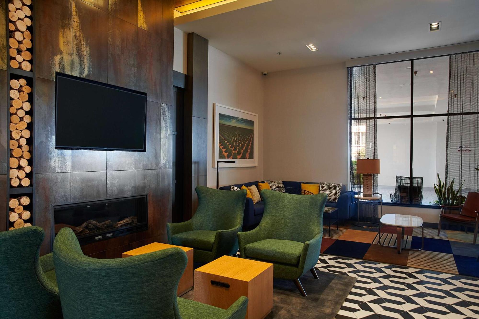 Hampton Inn & Suites Sherman Oaks Los Angeles Esterno foto