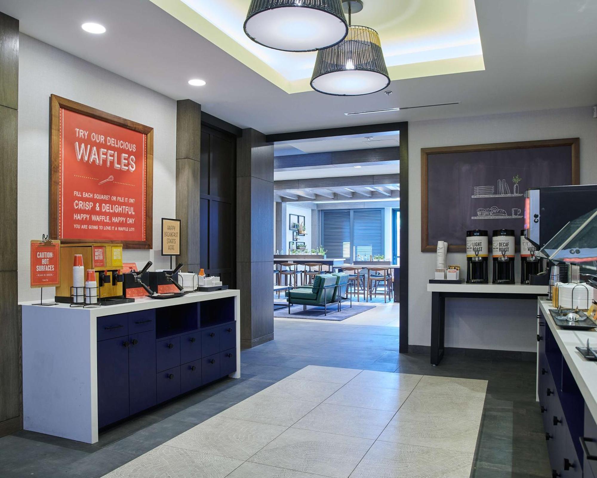 Hampton Inn & Suites Sherman Oaks Los Angeles Esterno foto